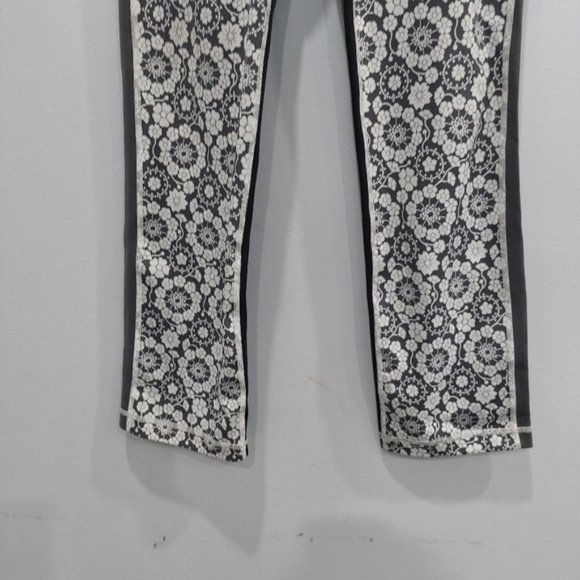 Lululemon Compass Pant Twiggy Printed Nimbus / Soot Light - Picture 3 of 6